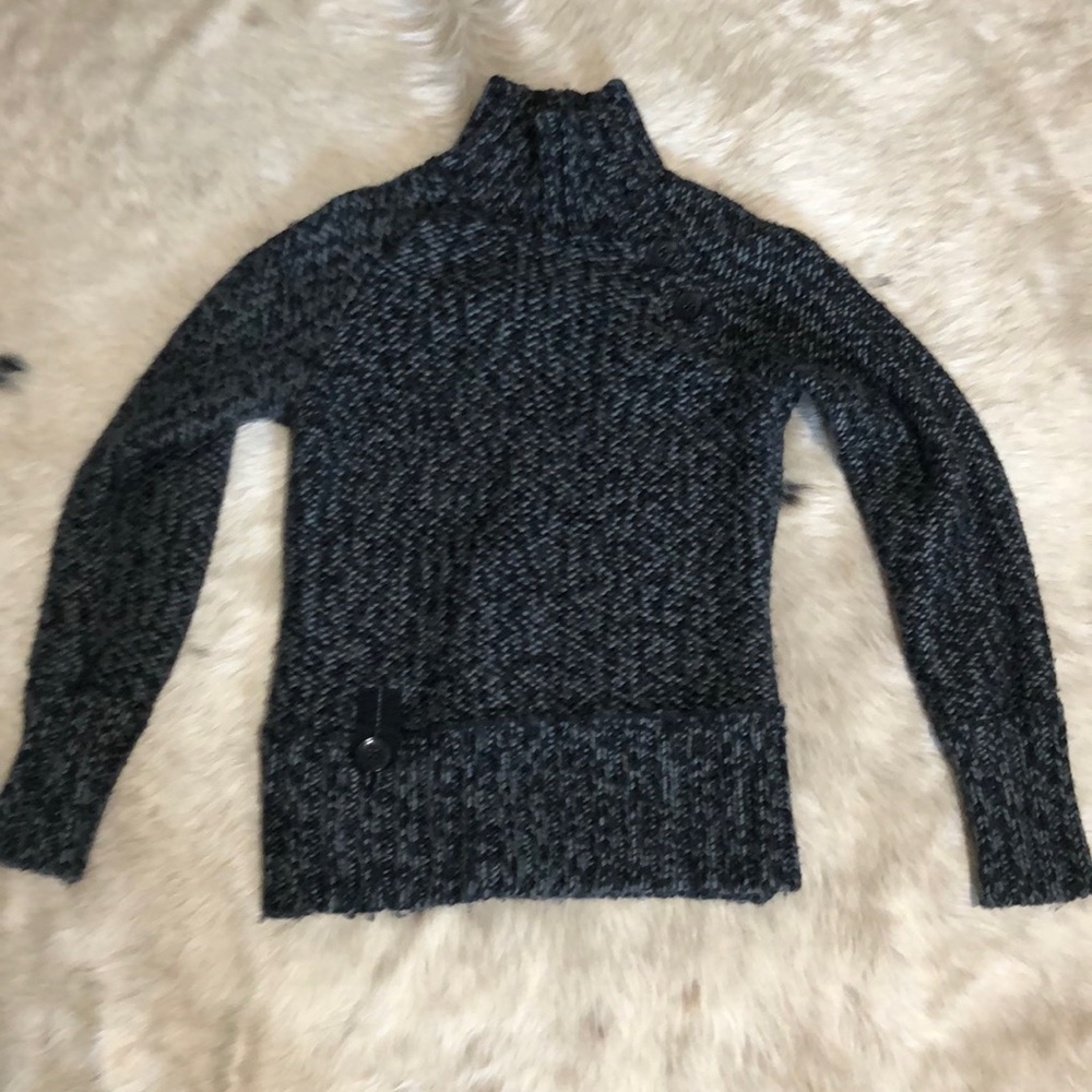 Lole sweater